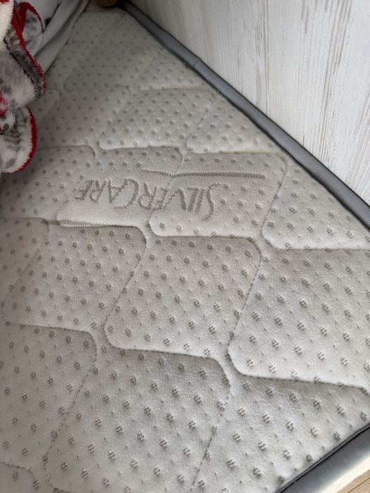 Леглото е на 2 етажа ! Матраците са от високо качествен матерял !