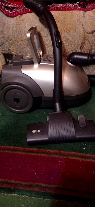 Пылесос LG Turbo-S