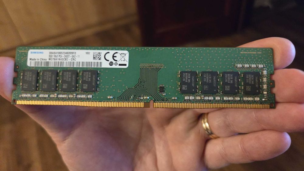 8Gb DDR4 2400Mhz Samsung M378A1K43CB2-CRC CL17