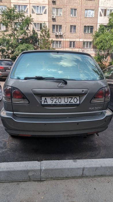 Lexus RX300 продам
