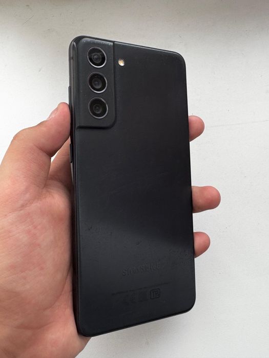 Samsung S21 fe 128гб