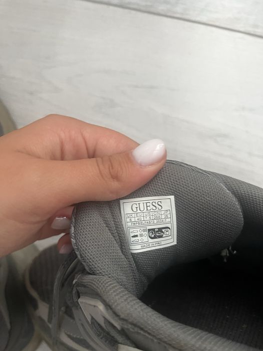 Обувки Guess BELLUNO