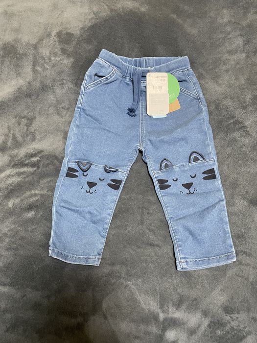 Детски дънки за момиче