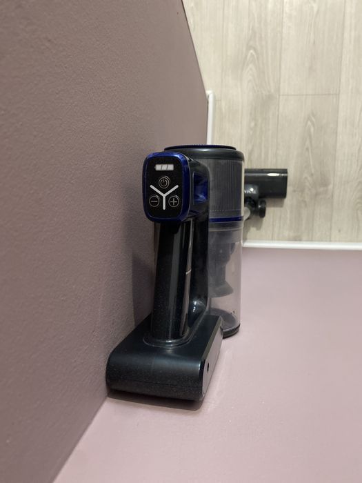 Продается без проводной пылесос TUMAR