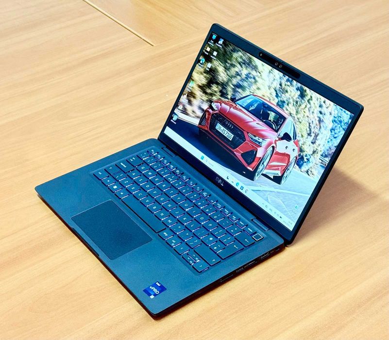 Core i5-1245U / 16GB RAM / 256 SSD / Dell Latitude 7330 / 13.3 FHD IPS/ Win 10 / 11 pro
