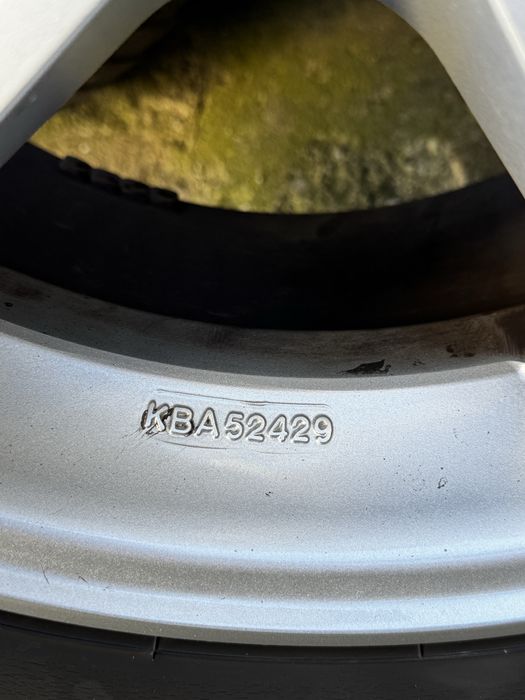 Jante 5x130 R17 cu cauciucuri de iarnă (Rexton)