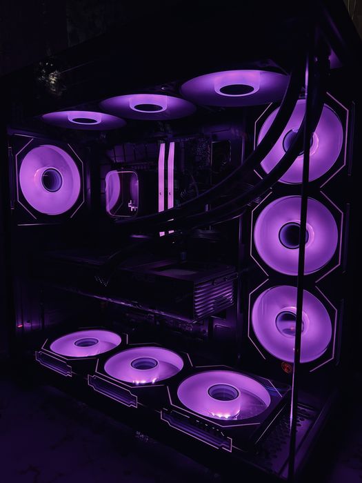 Z790 ASUS TUF GAMING / 14900K / RTX 5070 ASUS / DDR5 32GB 6000 MHZ