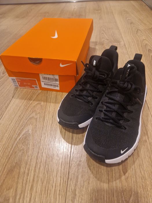 Nike Metcon 6 marimea 38 - noi