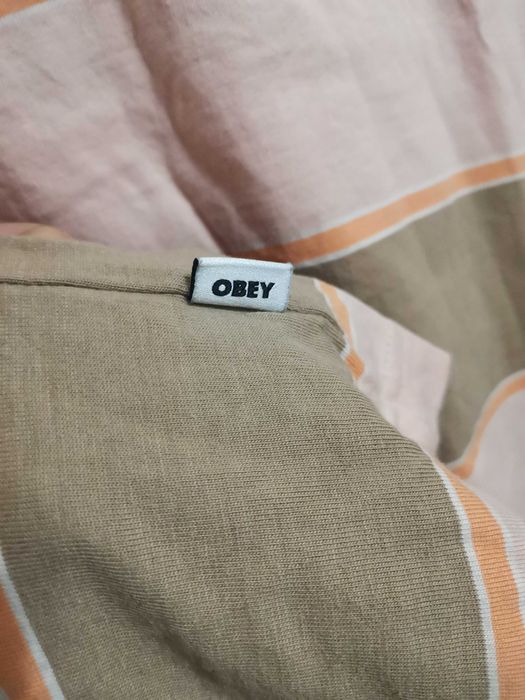 Obey WORMLY Stripe T-Shirt.