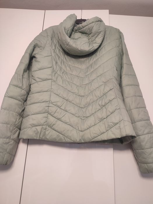 Geacă Stradivarius mărimea L