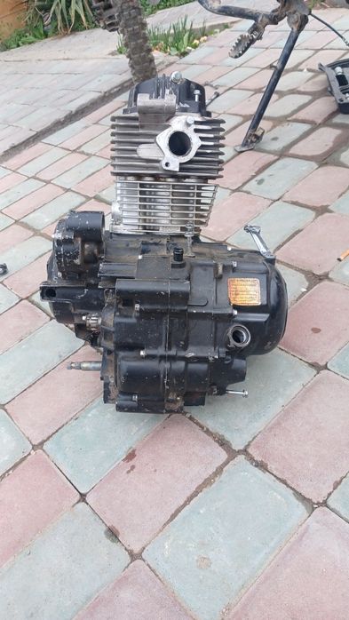 Продам мотор от эндуро 250 кубов