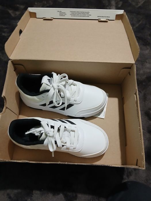 Vând adidași adidas pentru copii