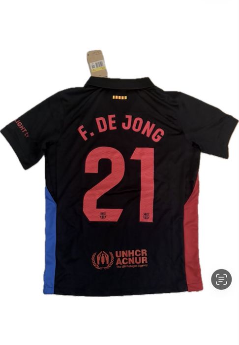 Tricou De Jong.