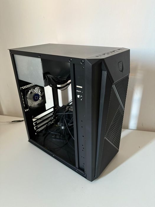 Carcasa Bellatrix pro + sursa 500w