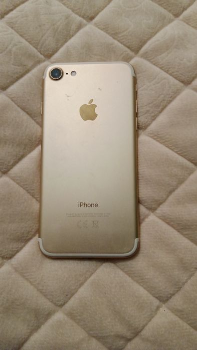 Телефон 7 не роботоет