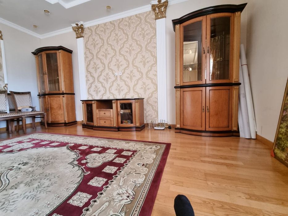 Шкафы под сервант и для телевизора, продам