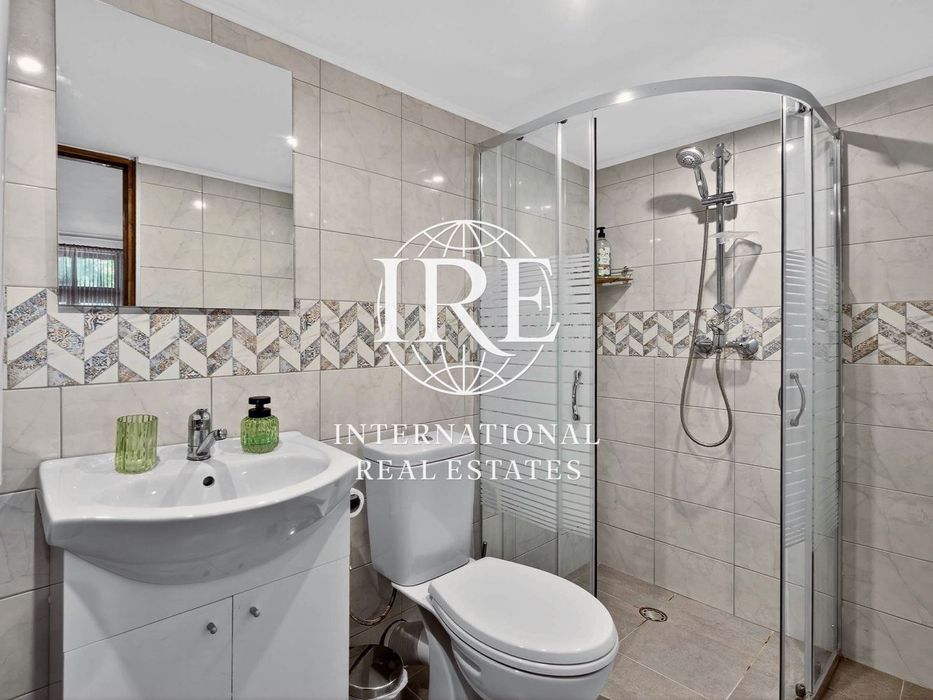 International Real Estates (IRE) представя: Едноетажна къща, тип хаси