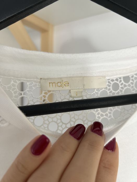 Тениска с бродерия Maje
