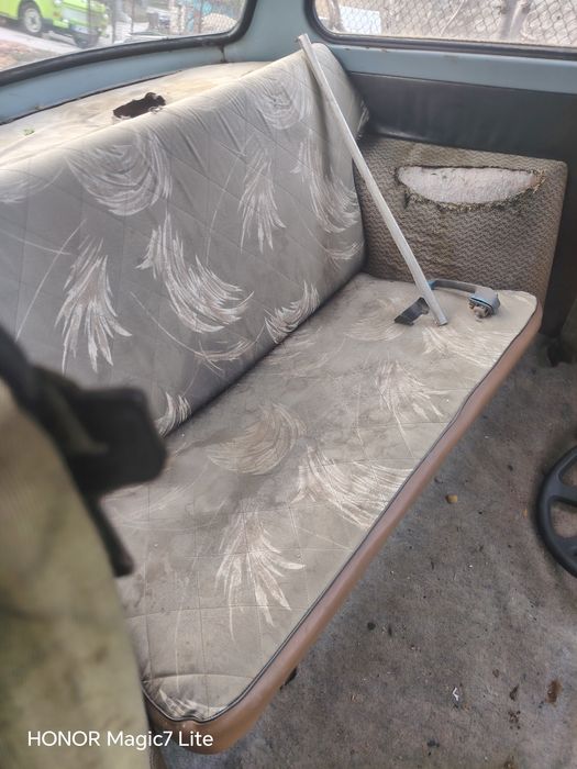 Трабант 601 цял или на части