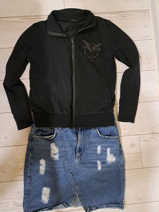 Пола H&M и суичър Pinko