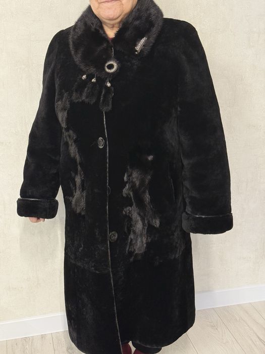 Продам шубу Мутон