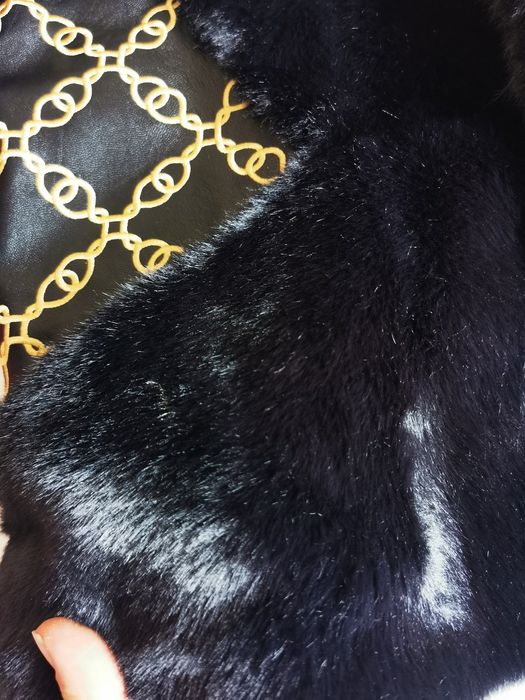 Продам детскую шубу