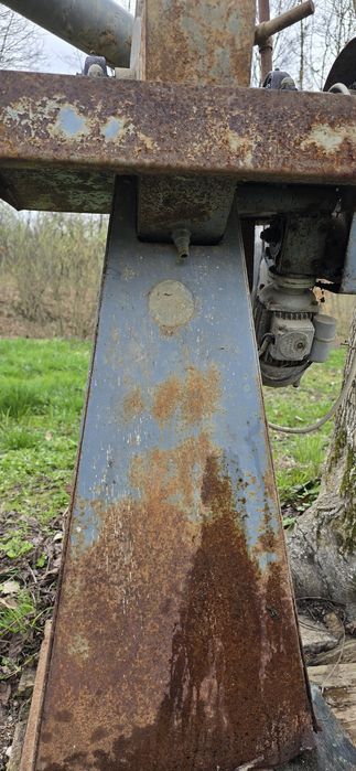 Polizor cu piatra naturala pe apă