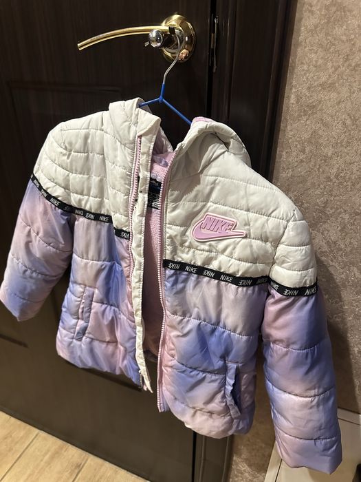 Куртка на девочку