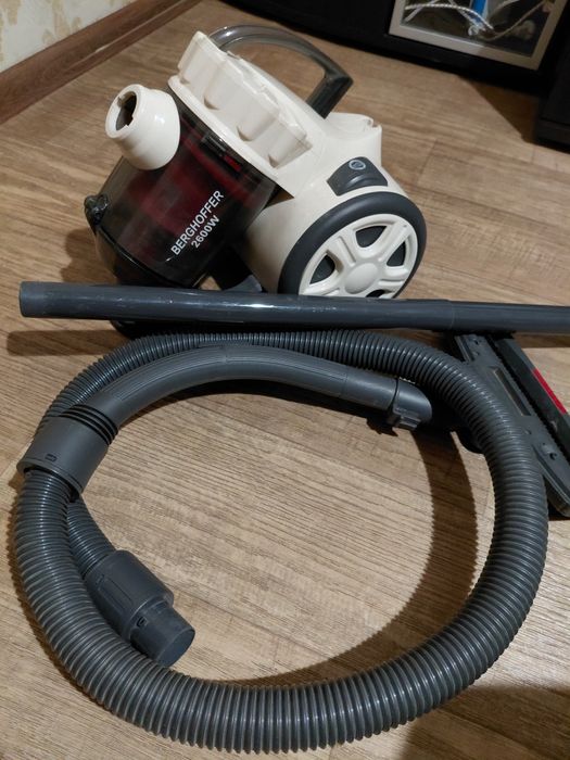 Пылесос для дома