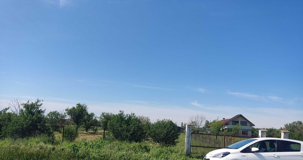 Teren arabil + casa si curte zona Vadu-Lat - Vedere 3
