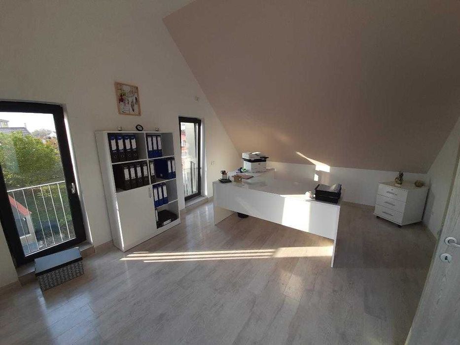 Inchiriez Birou Modern 32 mp cu Terasă Proprie – Cartier Compozitorilor