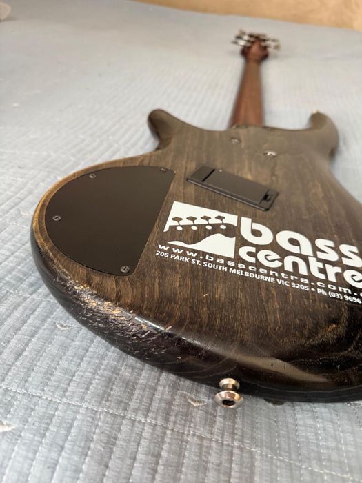 Продам бас гитару Ibanez SRFF805 (пятиструнный)