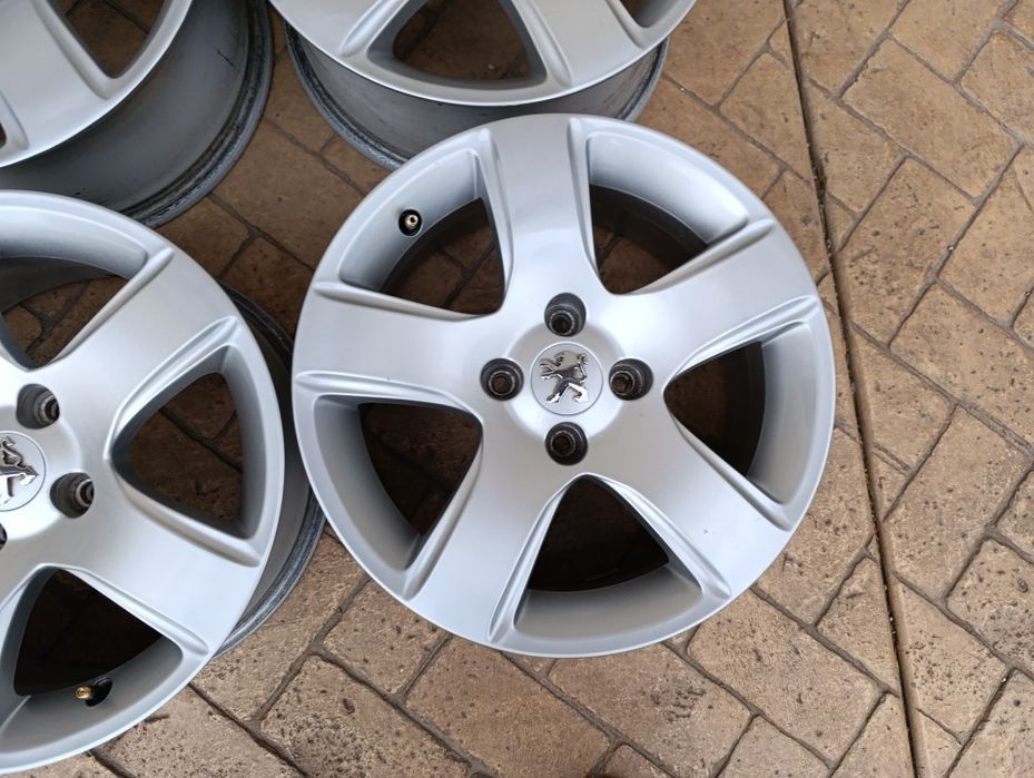 Оригинални джанти за Пежо 4х108 16 цола