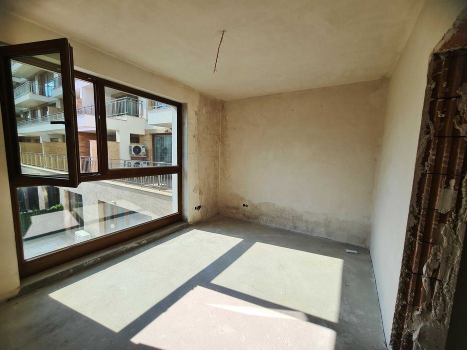 Продава се Тристаен апартамент в София, Кръстова вада - 93 кв.м за 2689 €/кв.м - Снимка #2