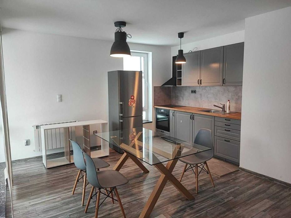 Дава се под наем Тристаен апартамент в София, Витоша - 100 кв.м за 846.6 € - Снимка #5