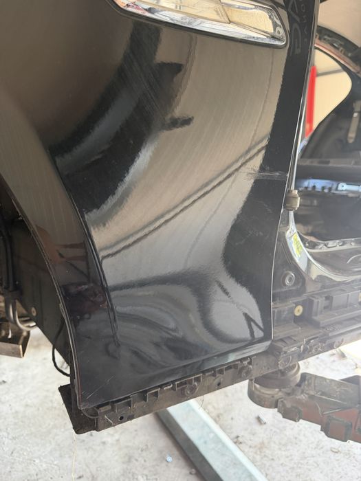 Aripa Fata Stanga Aripi Fata Bmw Seria 5 F10 F11 Culoare Neagra Negru 2010-2016 Carenaj Roata Fata Spate Aparatori Noroi Fuzete Fuzeta Fata Etrier