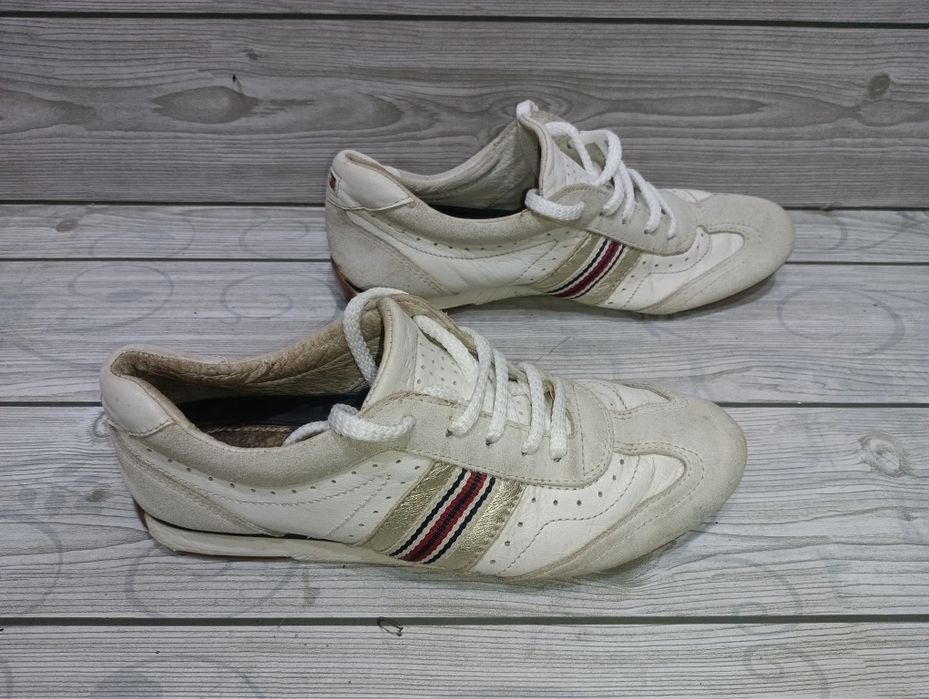 Tommy Hilfiger N 37 кожени сникърси