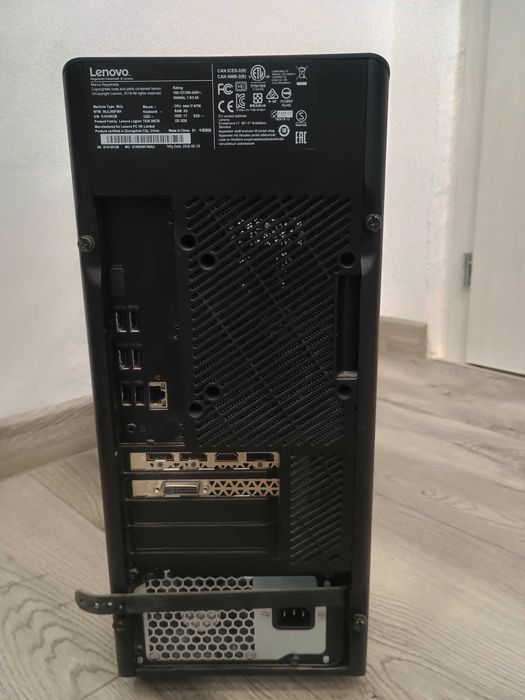 Настолен Lenovo legion 90JL