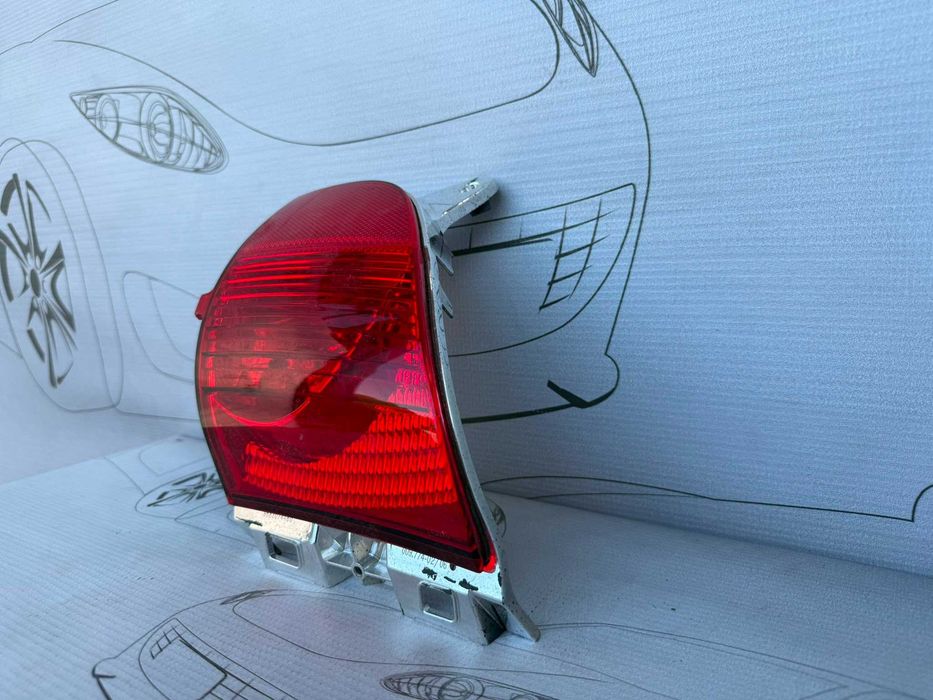 Stop Haion Stânga Peugeot 2008 1 2015 / 2013-2019 / Cod OEM 2NR009774 (5C2)