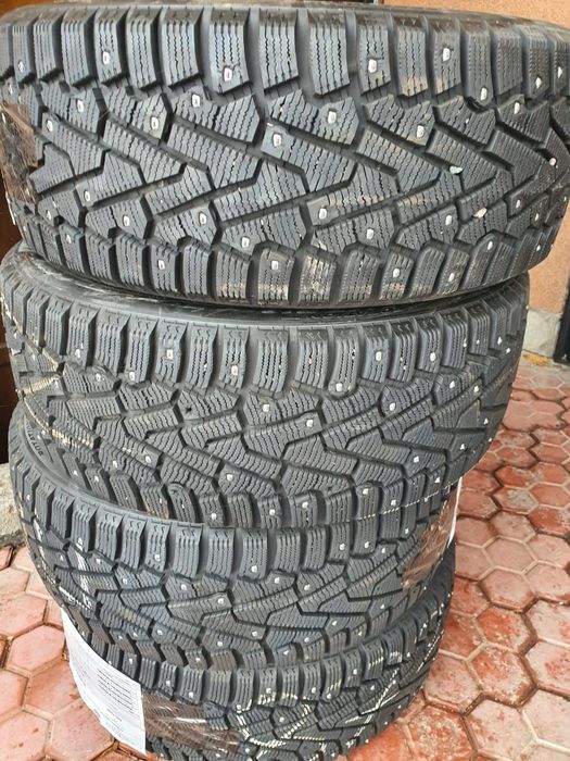 Шины  Pirelli 225/45 r18
