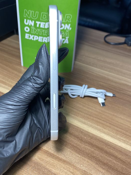 iPhone 17 Pro • 256 GB • Silver