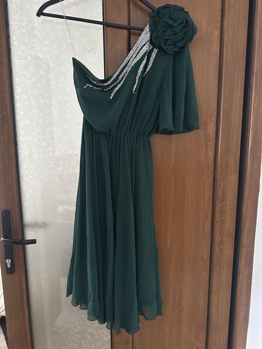 Vand Rochie eleganta