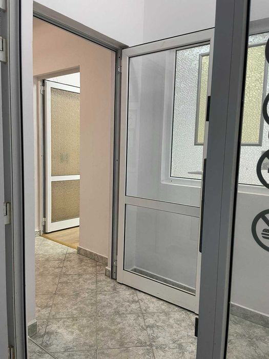 Дава се под наем Офис в Генерал Тошево - 40 кв.м за 204 € - Снимка #10