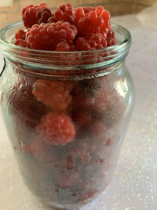 Малина свежая домашняя