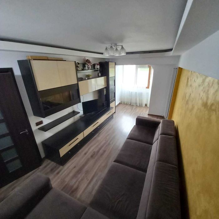 Vanzare apartament decomandat 2 camere