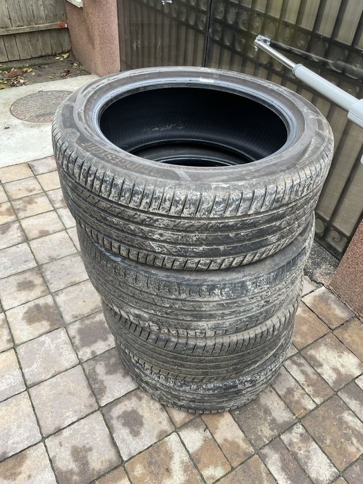 Vand 4 cauciucuri Bridgestone 235.50.19 foarte bune