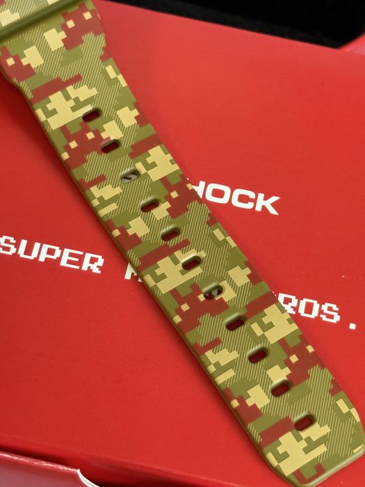 Ceas Casio G-Shock DW-5600SMB Mario aproape nou