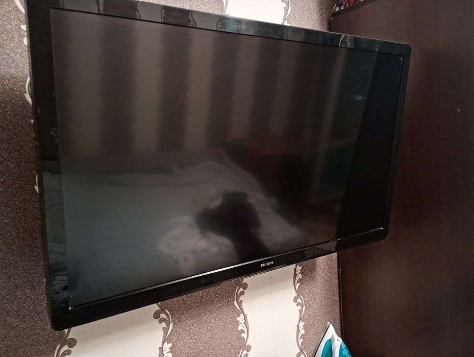 Продам телевизор