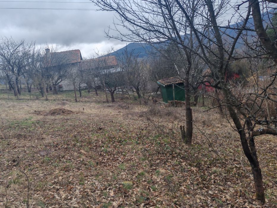 Продава се Парцел в Своге - 1000 кв.м за 9 €/кв.м - Снимка #4