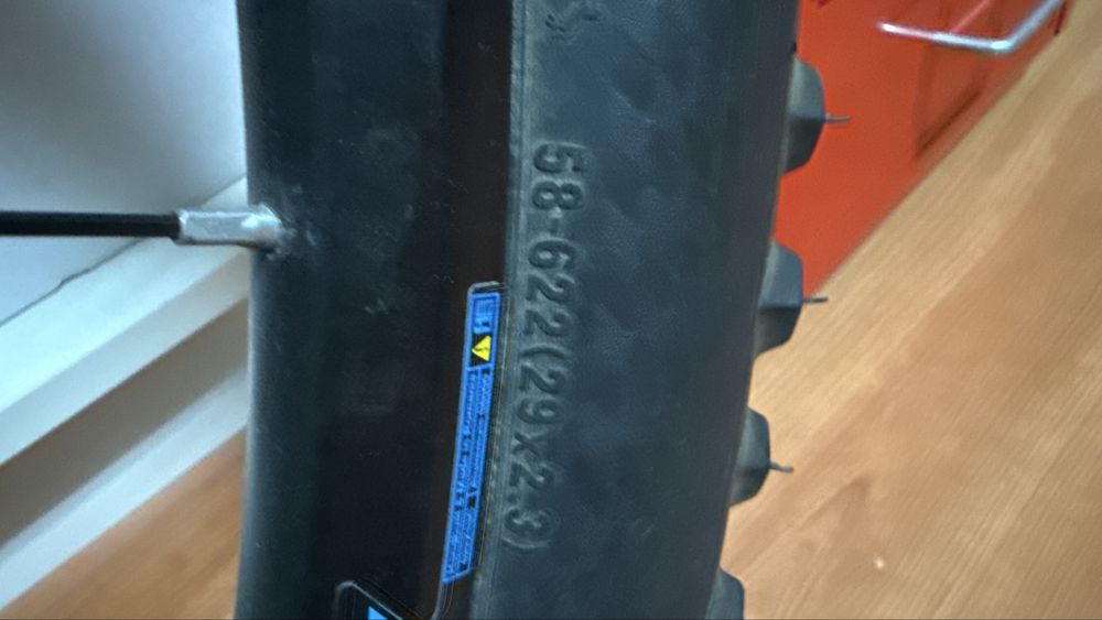 2 X Continental Mountain King 29x2.3 folding